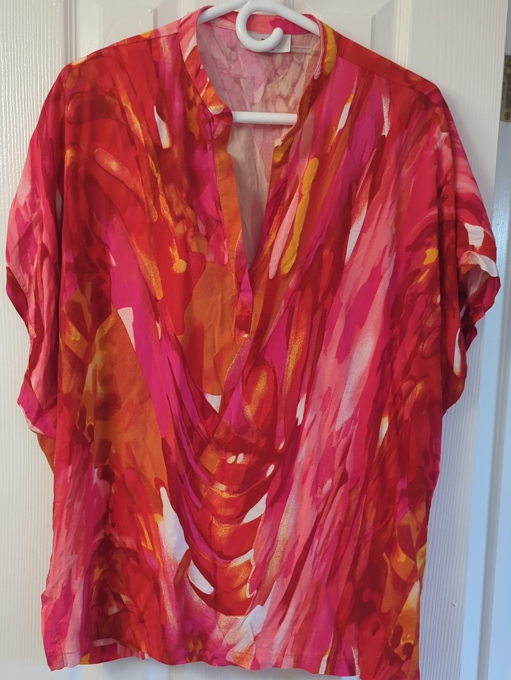 Natori Pink and Orange Abstract Top